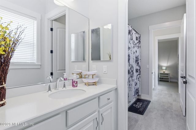 529 HONEY BLOSSOM Road, Jacksonville, FL 32259