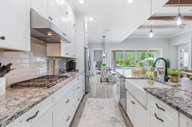 529 HONEY BLOSSOM Road, Jacksonville, FL 32259