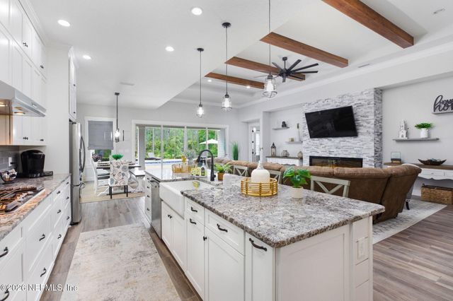 529 HONEY BLOSSOM Road, Jacksonville, FL 32259