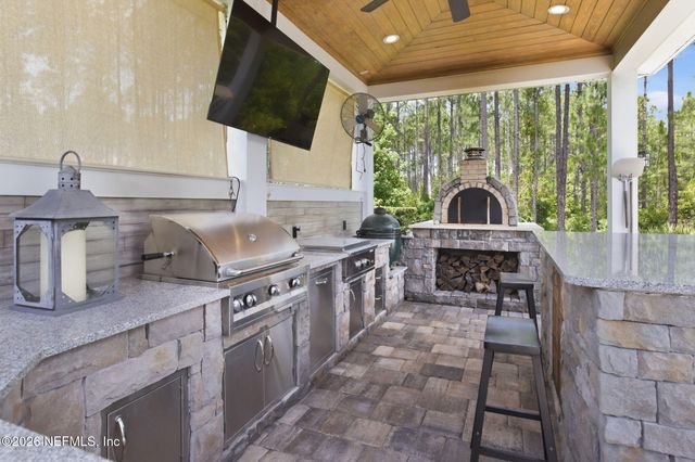529 HONEY BLOSSOM Road, Jacksonville, FL 32259