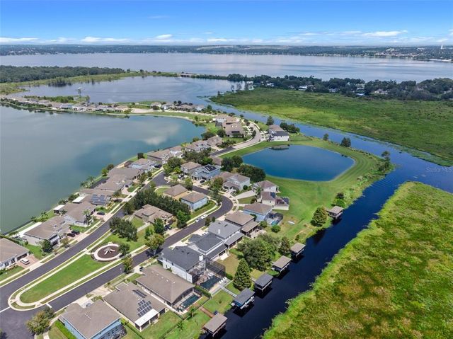 720 BAREFOOT BAY LOOP, Groveland, FL 34736