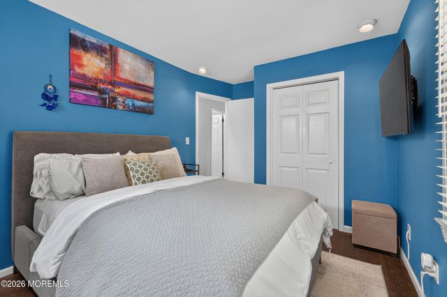 284 Sky Manor Boulevard, Brick, NJ 08723