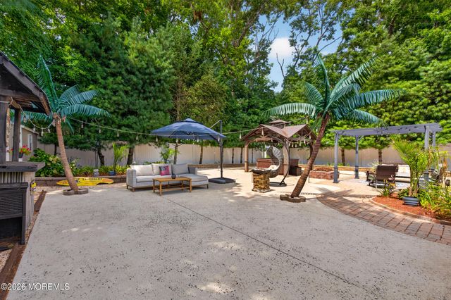 284 Sky Manor Boulevard, Brick, NJ 08723