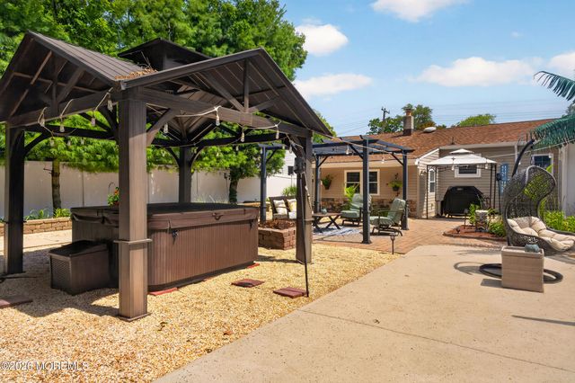284 Sky Manor Boulevard, Brick, NJ 08723