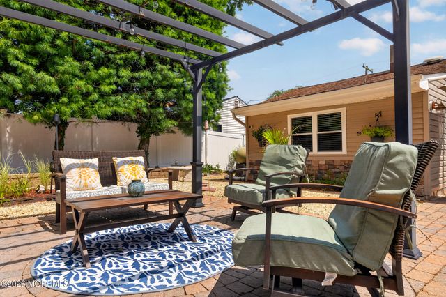 284 Sky Manor Boulevard, Brick, NJ 08723