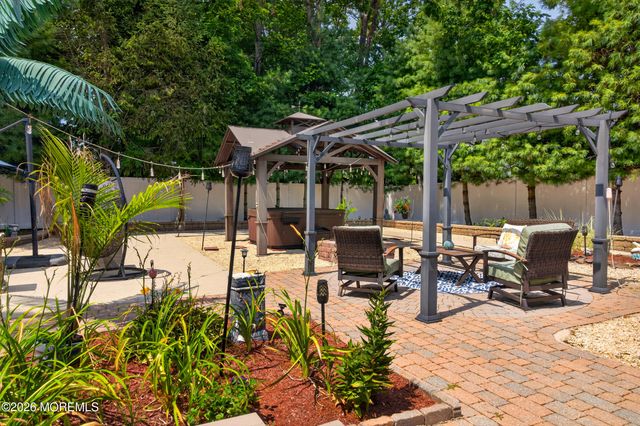 284 Sky Manor Boulevard, Brick, NJ 08723