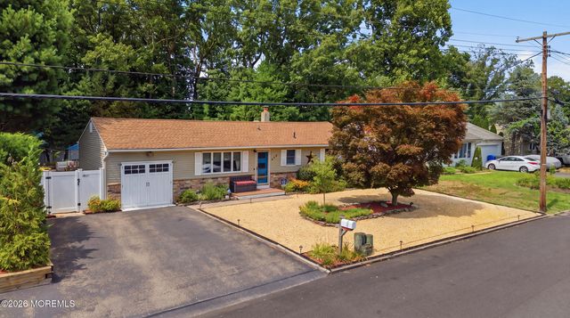 284 Sky Manor Boulevard, Brick, NJ 08723