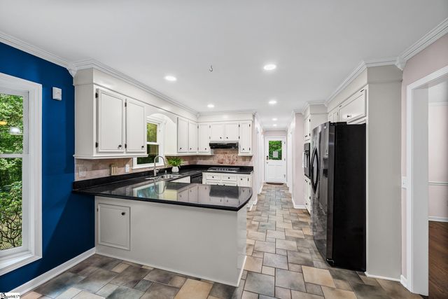 30 Tugaloo Bluff Road, Travelers Rest, SC 29690