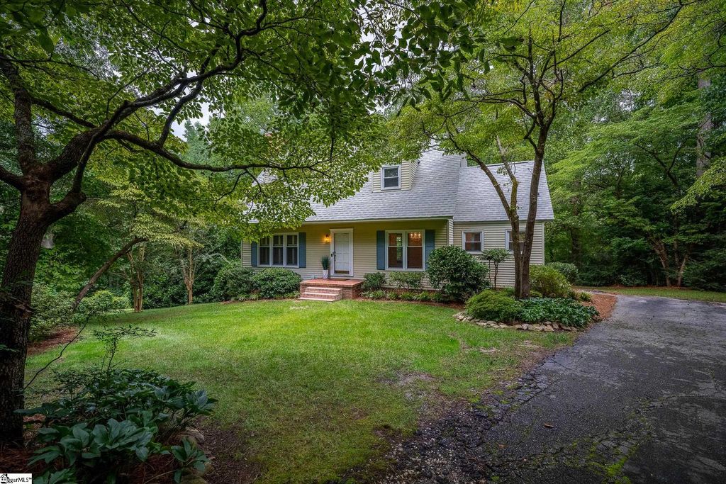 30 Tugaloo Bluff Road, Travelers Rest, SC 29690