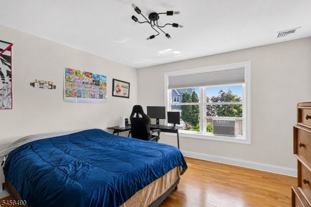 12 Washington Pl, Garfield City, NJ 07026