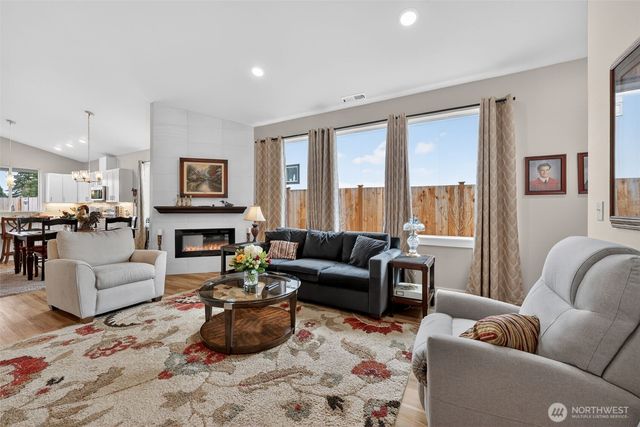 2110 Hawks View Lane, Winlock, WA 98596