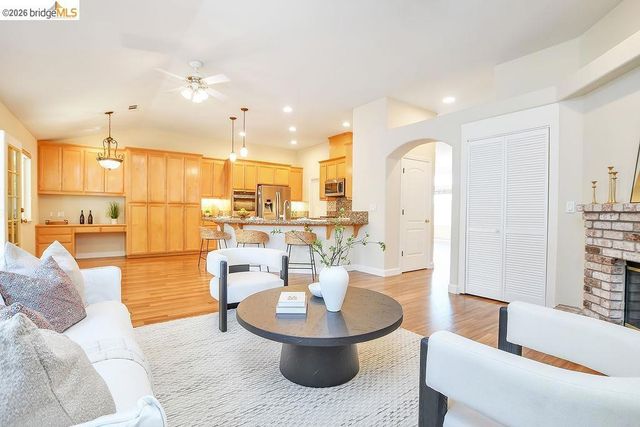 54 Janin Pl, Pleasant Hill, CA 94523