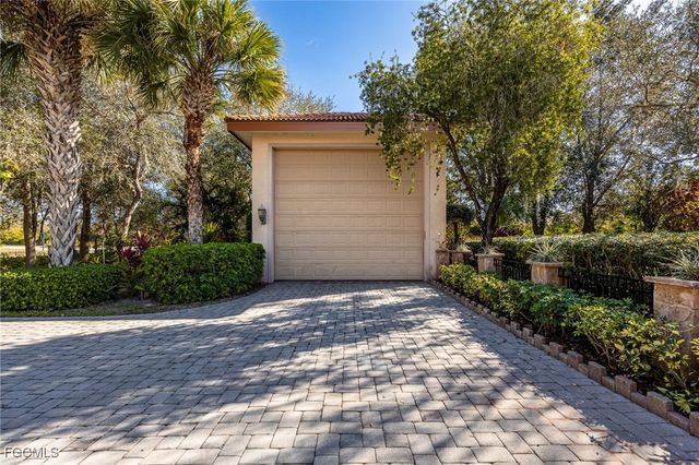 22912 Dayflower LN, Alva, FL 33920