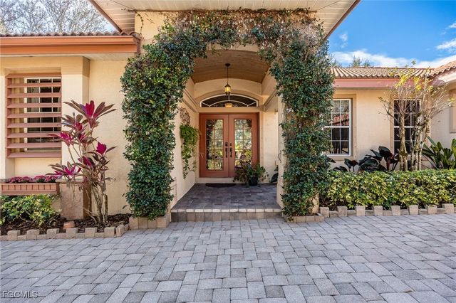 22912 Dayflower LN, Alva, FL 33920