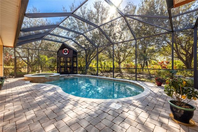 22912 Dayflower LN, Alva, FL 33920