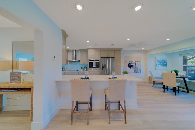 207 MIDWAY ISLAND, Clearwater Beach, FL 33767