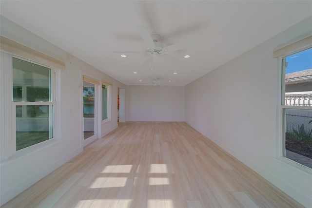 207 MIDWAY ISLAND, Clearwater Beach, FL 33767