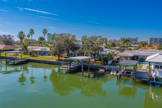 207 MIDWAY ISLAND, Clearwater Beach, FL 33767