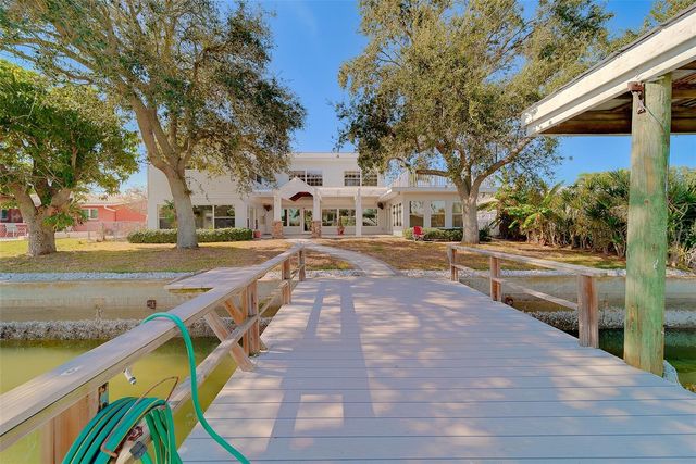 207 MIDWAY ISLAND, Clearwater Beach, FL 33767