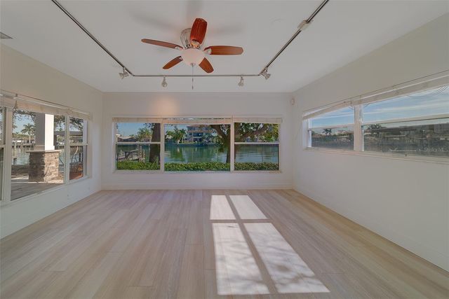 207 MIDWAY ISLAND, Clearwater Beach, FL 33767