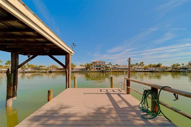 207 MIDWAY ISLAND, Clearwater Beach, FL 33767