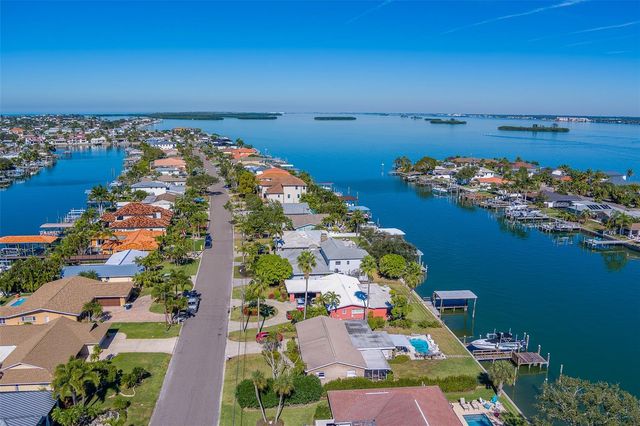 207 MIDWAY ISLAND, Clearwater Beach, FL 33767