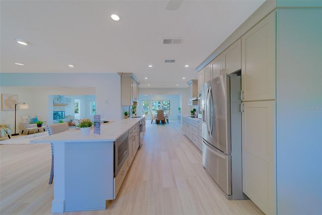 207 MIDWAY ISLAND, Clearwater Beach, FL 33767