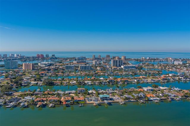 207 MIDWAY ISLAND, Clearwater Beach, FL 33767