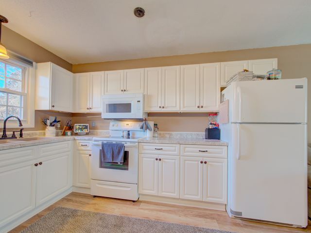 63 Athol Street 63, Killingly, CT 06239