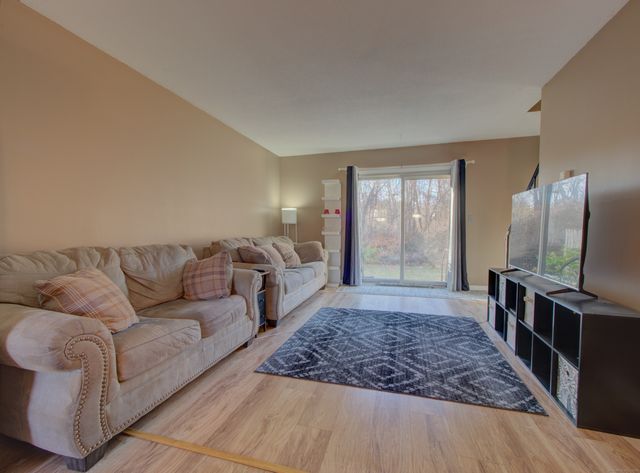 63 Athol Street 63, Killingly, CT 06239