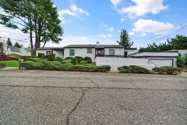 3400 Mirasol Ave, Oakland, CA 94605