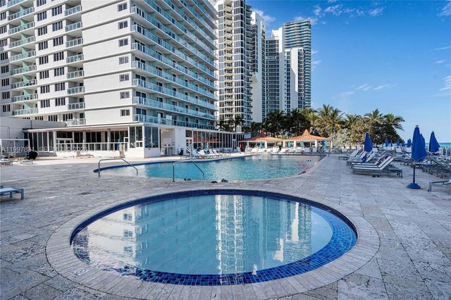19201 Collins Avenue 324, Sunny Isles Beach, FL 33160