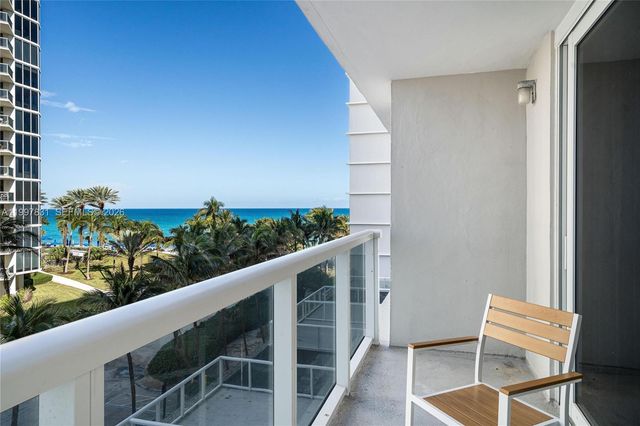 19201 Collins Avenue 324, Sunny Isles Beach, FL 33160