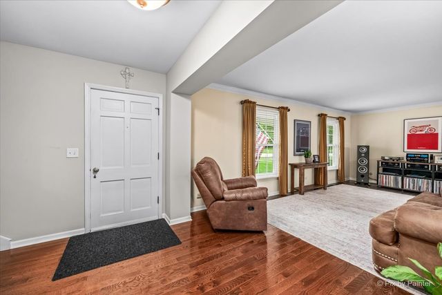 26W380 Blair Street, Winfield, IL 60190