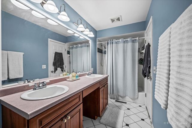 26W380 Blair Street, Winfield, IL 60190
