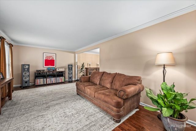 26W380 Blair Street, Winfield, IL 60190