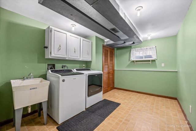 26W380 Blair Street, Winfield, IL 60190