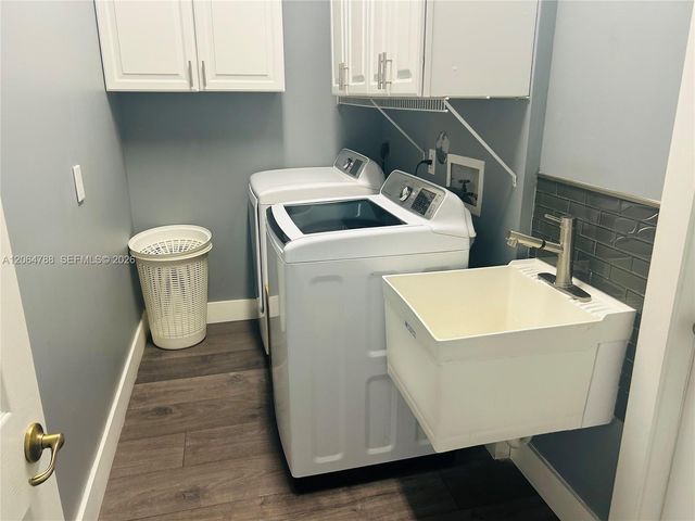 1046 SW 159th Way, Pembroke Pines, FL 33027