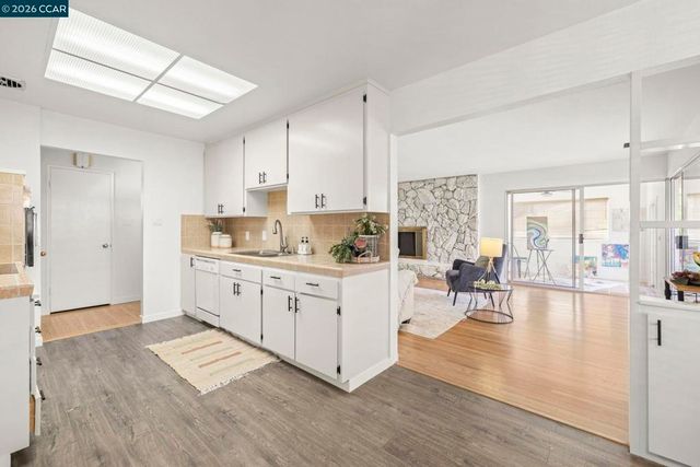 146 Lorenzo Dr, Pleasant Hill, CA 94523