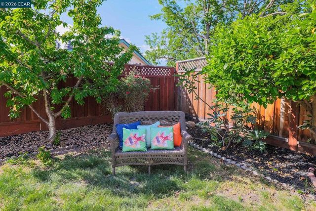 146 Lorenzo Dr, Pleasant Hill, CA 94523