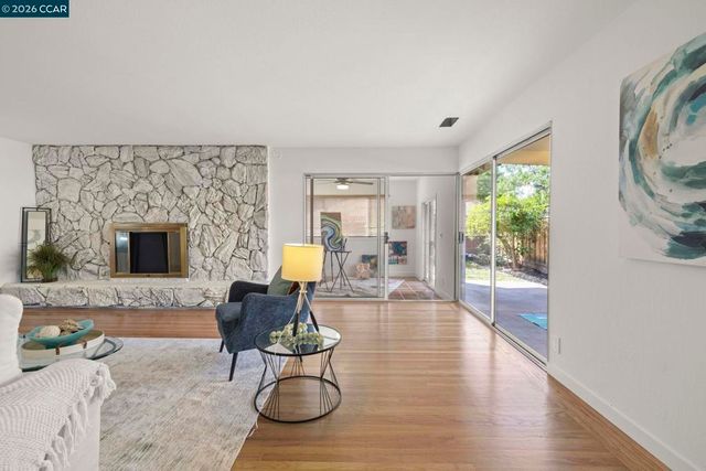 146 Lorenzo Dr, Pleasant Hill, CA 94523