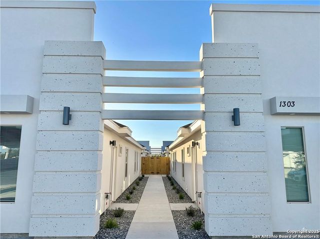 1307 Lore Drive, Weslaco, TX 78599