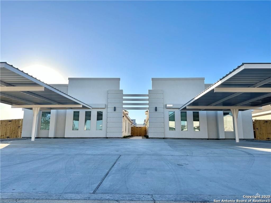 1307 Lore Drive, Weslaco, TX 78599