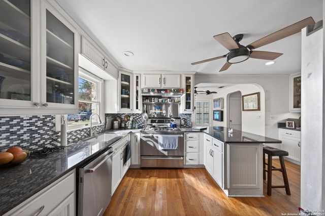 107 Bryker, Terrell Hills, TX 78209