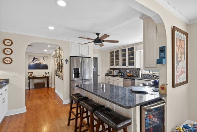 107 Bryker, Terrell Hills, TX 78209