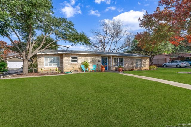 107 Bryker, Terrell Hills, TX 78209