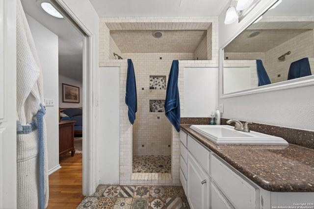 107 Bryker, Terrell Hills, TX 78209