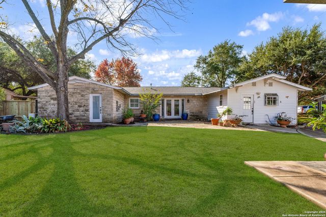 107 Bryker, Terrell Hills, TX 78209