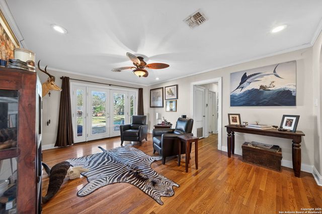 107 Bryker, Terrell Hills, TX 78209