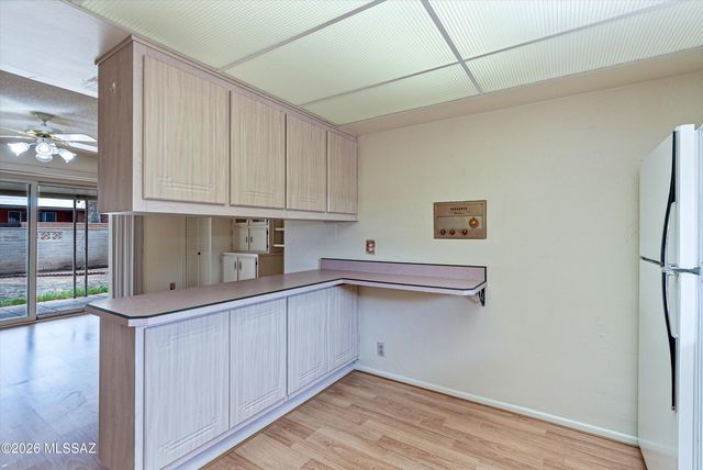 5972 E Hampton Street, Tucson, AZ 85712
